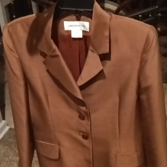 FINAL PRICE JONES NEW YORK 100% silk brown blazer with brown buttons 10 - Picture 9 of 11